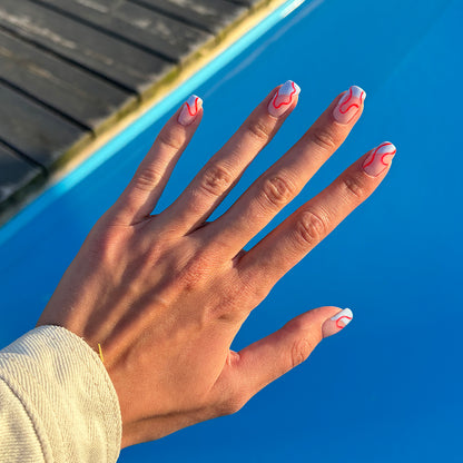 Manikiūro arba pedikiūro dovanų kuponas